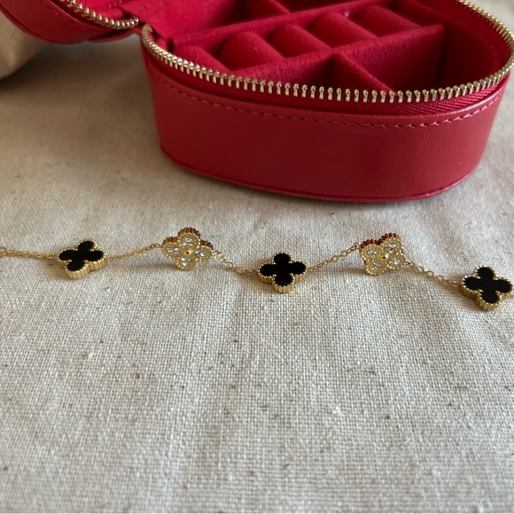 Black Petite Clover Double Sided Four Leaf Gold Filled Zircon Stone - Picture 8 of 8